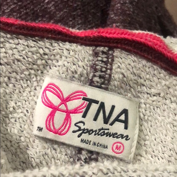 TNA hoodie size med - Picture 4 of 4